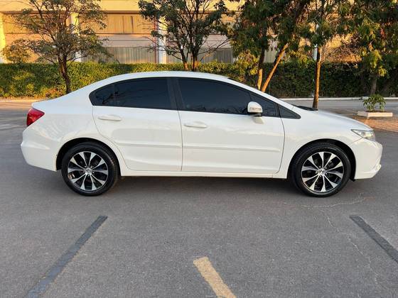 HONDA CIVIC 2.0 LXR 16V FLEX 4P AUTOMÁTICO
